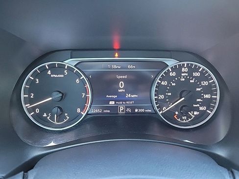 Used 2024 Nissan Sentra SR w/ SR Premium Package image 20