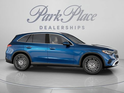 Certified 2026 Mercedes-Benz GLC 300 image 29