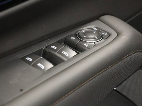 New 2026 Chevrolet Suburban High Country image 16