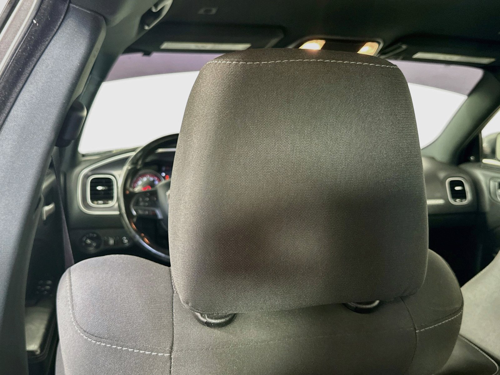 Used 2019 Dodge Charger SXT AWD/4WD image 27