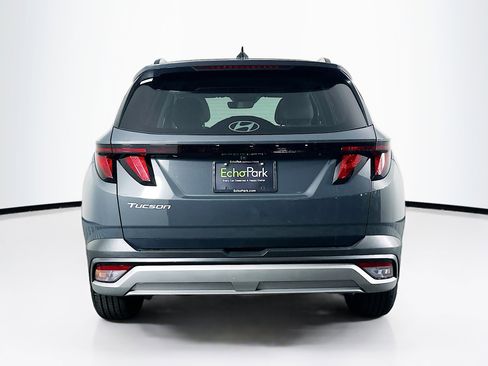Used 2025 Hyundai Tucson SEL FWD image 7