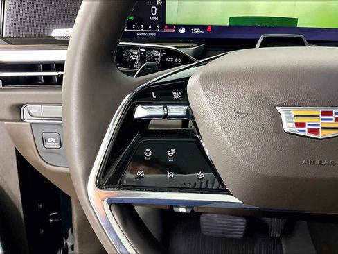 Certified 2025 Cadillac Escalade Premium Luxury w/ LPO, Floor Liner Package RWD image 22
