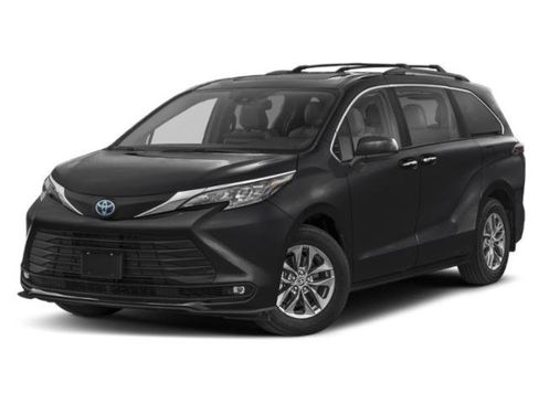 Certified 2025 Toyota Sienna XLE FWD image 1
