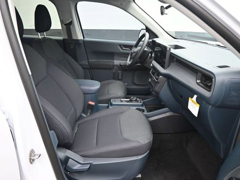 New 2025 Ford Maverick XL w/ Equipment Group 102A image 15