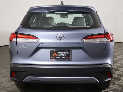 Used 2024 Toyota Corolla Cross L FWD image 9