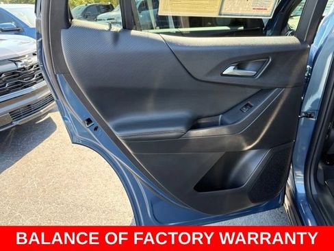Used 2026 Chevrolet Equinox LT w/ Convenience Package II FWD image 13