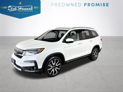Used 2022 Honda Pilot Touring image 1
