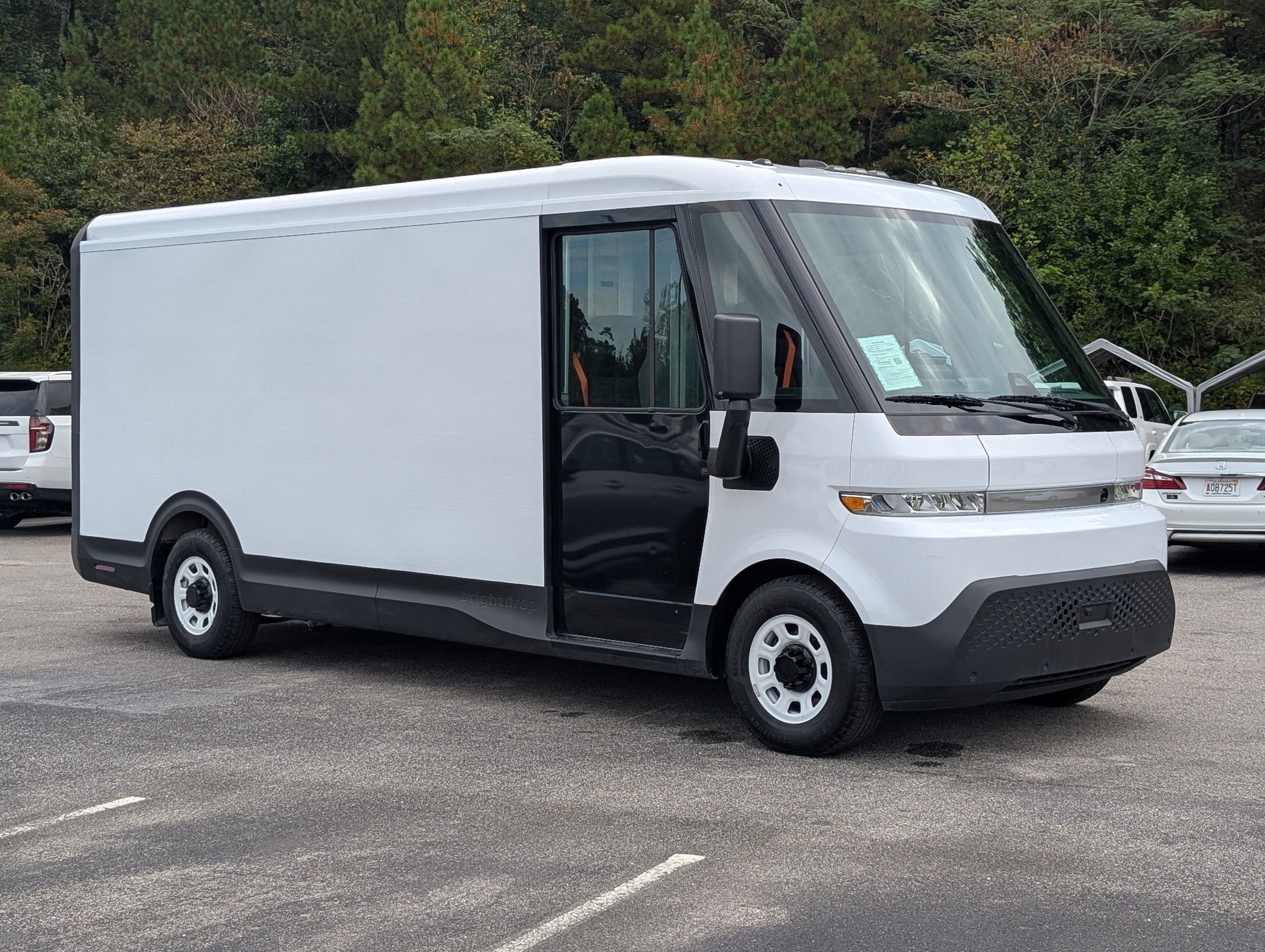 Used 2024 Chevrolet Brightdrop 600 w/ Commercial Equipment Package AWD/4WD image 11