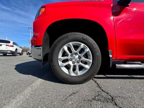 Used 2024 Chevrolet Silverado 1500 LT image 10
