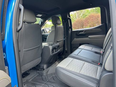 Used 2023 Chevrolet Silverado 1500 ZR2 w/ Technology Package image 49