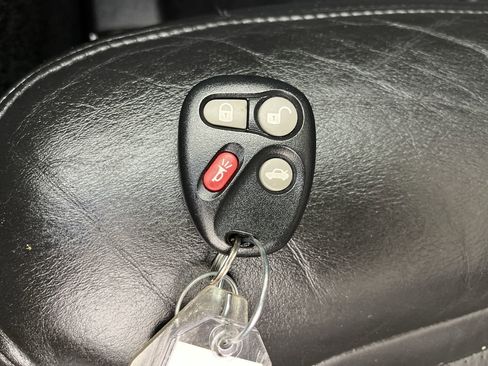 Used 2001 Chevrolet Corvette Convertible w/ Preferred Equipment Group2 image 19