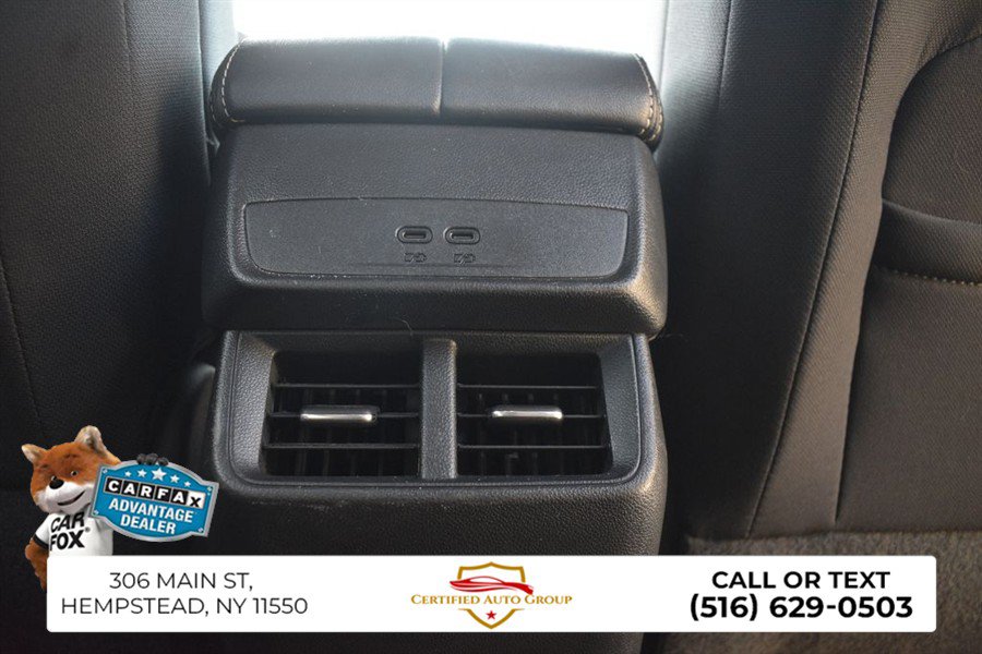 Used 2025 GMC Terrain Elevation AWD/4WD image 24