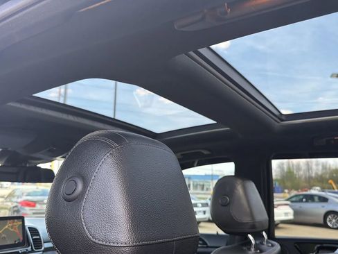 Used 2017 Mercedes-Benz GLE 350 4MATIC image 33