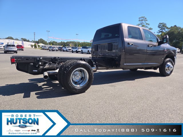 New 2026 RAM 3500 Tradesman w/ Chrome Appearance Group A AWD/4WD image 6