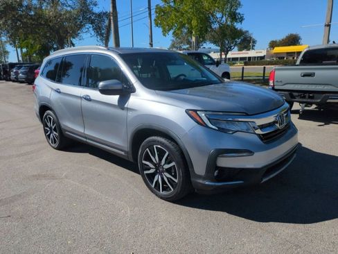 Used 2021 Honda Pilot Touring image 2
