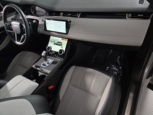 Used 2023 Land Rover Range Rover Evoque R-Dynamic SE AWD/4WD image 19