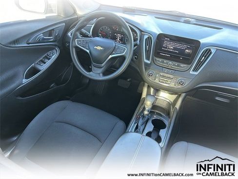 Used 2023 Chevrolet Malibu LT image 14