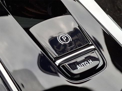 Certified 2023 BMW 530i xDrive w/ Premium Package image 24