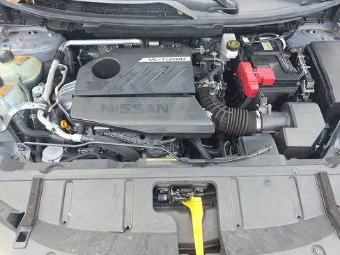 Used 2024 Nissan Rogue Platinum AWD/4WD image 23