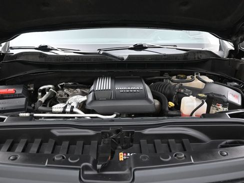 Used 2022 Chevrolet Silverado 1500 LT Trail Boss AWD/4WD image 14