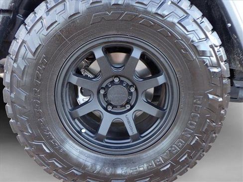 Used 2021 Jeep Wrangler Sport image 7