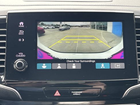 Used 2022 Honda Passport Elite image 18