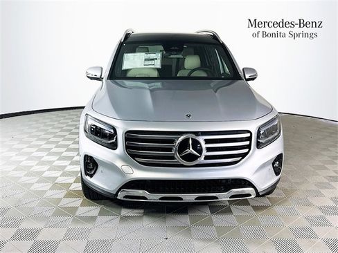 Certified 2025 Mercedes-Benz GLB 250 image 2