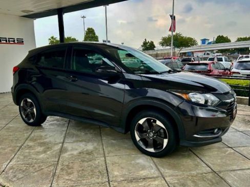 Used 2018 Honda HR-V EX image 5