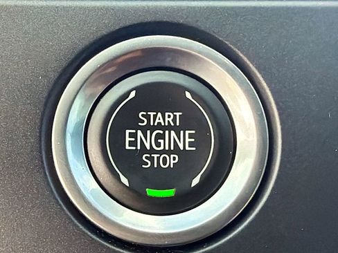 Used 2022 Chevrolet Blazer RS image 35