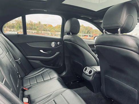 Used 2021 Mercedes-Benz C 300 4MATIC Sedan image 25