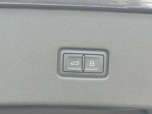 New 2026 Audi Q8 Premium Plus AWD/4WD image 13