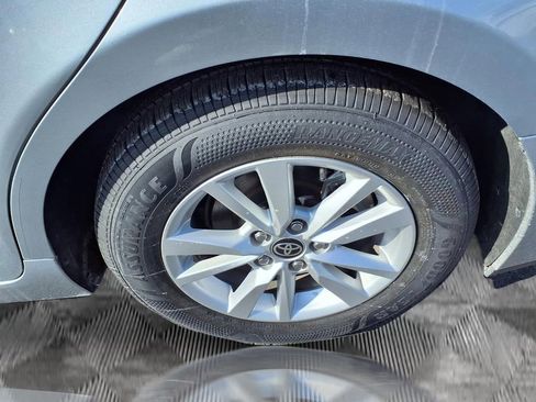 Used 2025 Toyota Camry LE image 19