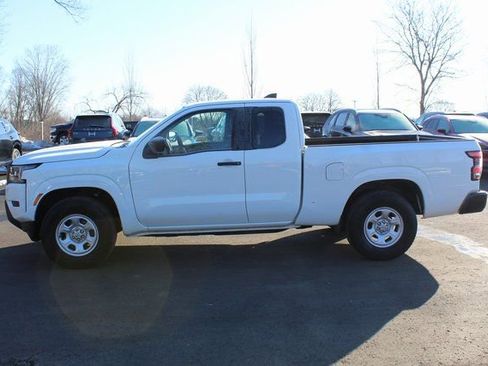 Used 2024 Nissan Frontier S w/ S Utility Package image 7