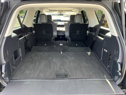 Used 2025 Ford Expedition Max Active AWD/4WD image 53