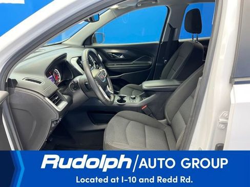 Used 2023 GMC Terrain SLE w/ Driver Convenience Package image 11