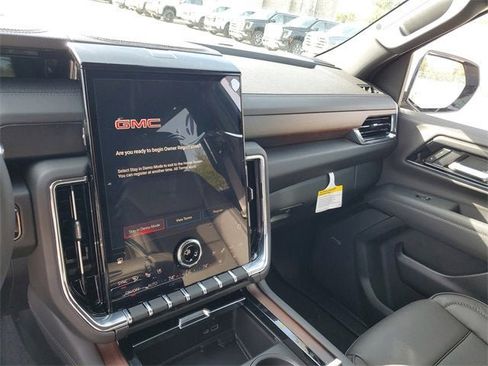 New 2026 GMC Yukon XL Denali image 26