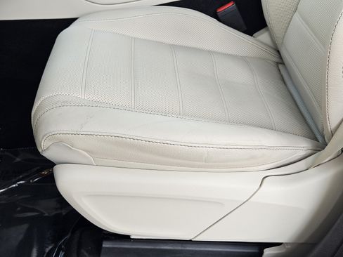 Certified 2024 Mercedes-Benz GLS 450 4MATIC image 16