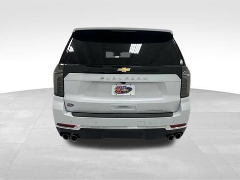 New 2026 Chevrolet Suburban Premier w/ Sun And Tow Package AWD/4WD image 16