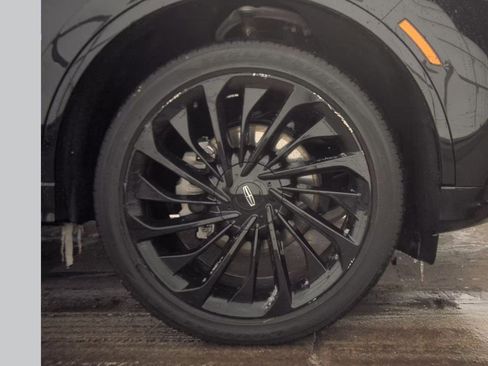 Used 2025 Lincoln Aviator Reserve w/ Jet Appearance Package image 10