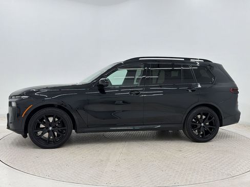 Certified 2025 BMW X7 M60i AWD/4WD image 2