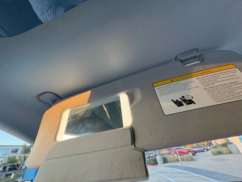 Used 2023 Tesla Model Y Long Range image 34