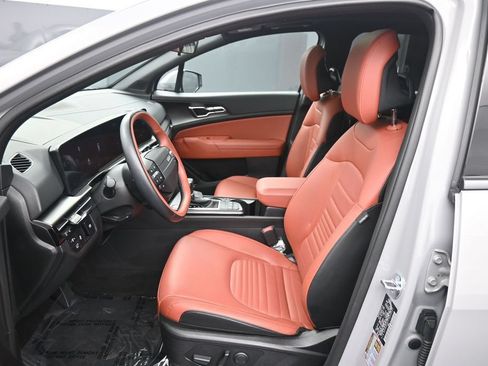 Certified 2026 Kia Sportage SX AWD/4WD image 19
