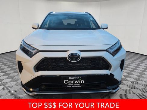 Used 2025 Toyota RAV4 SE AWD/4WD image 2