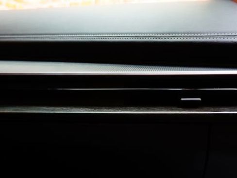 Certified 2025 Nissan Murano SV AWD/4WD image 54