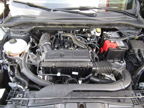 Certified 2025 Ford Escape ST-Line AWD/4WD image 28