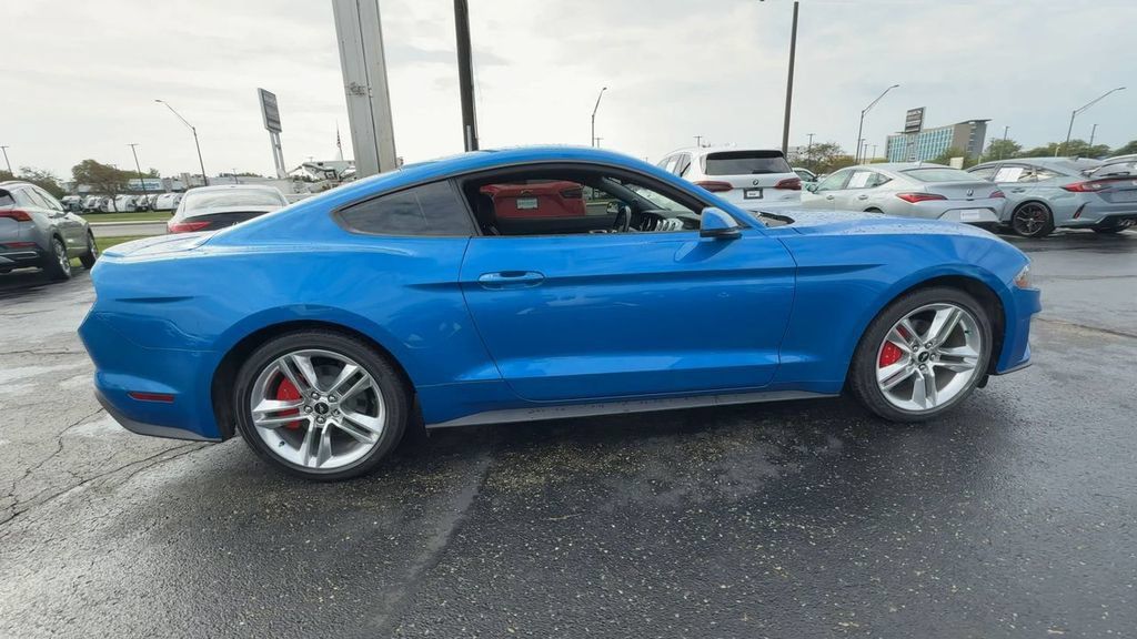 Used 2019 Ford Mustang Premium RWD image 9