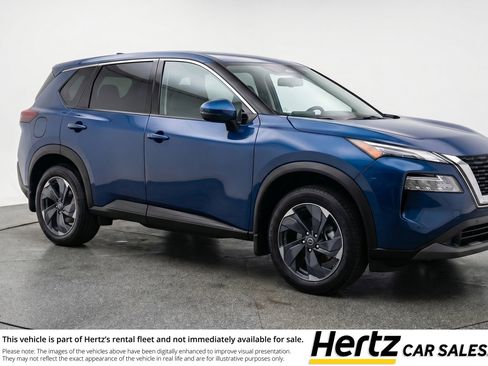 Used 2025 Nissan Rogue SV AWD/4WD image 1