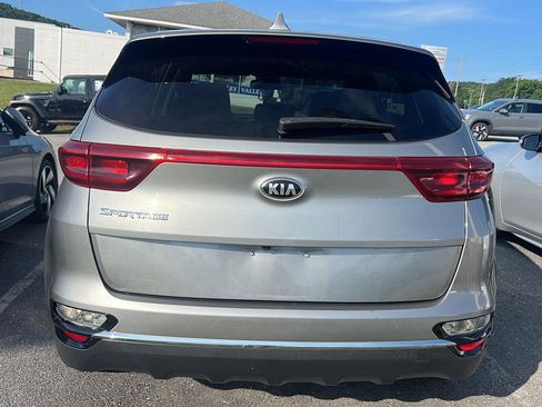 Used 2021 Kia Sportage LX FWD image 3
