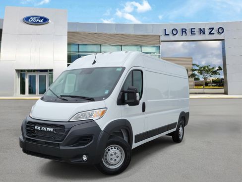 Used 2026 RAM ProMaster 2500 w/ Convenience Group FWD image 1