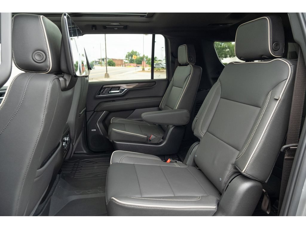 New 2026 GMC Yukon XL Elevation w/ Elevation Premium Package AWD/4WD image 13